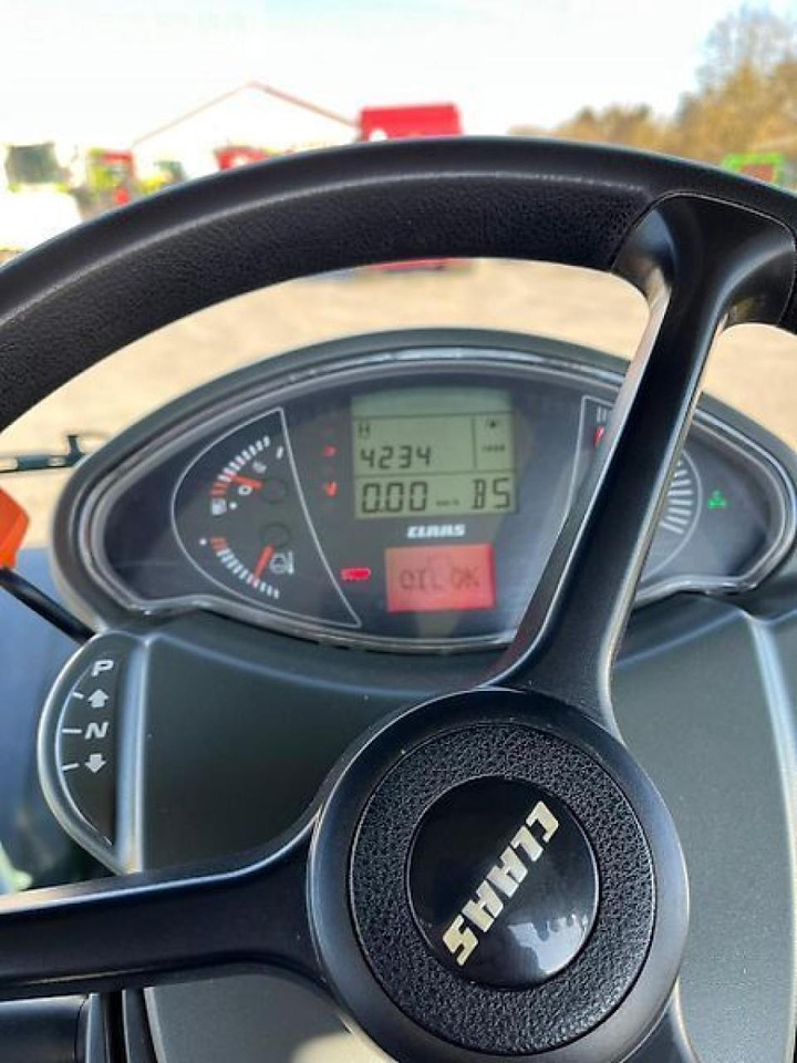 Tractor CLAAS axion 850 cebis hexashift HEXASHIFT CEBIS