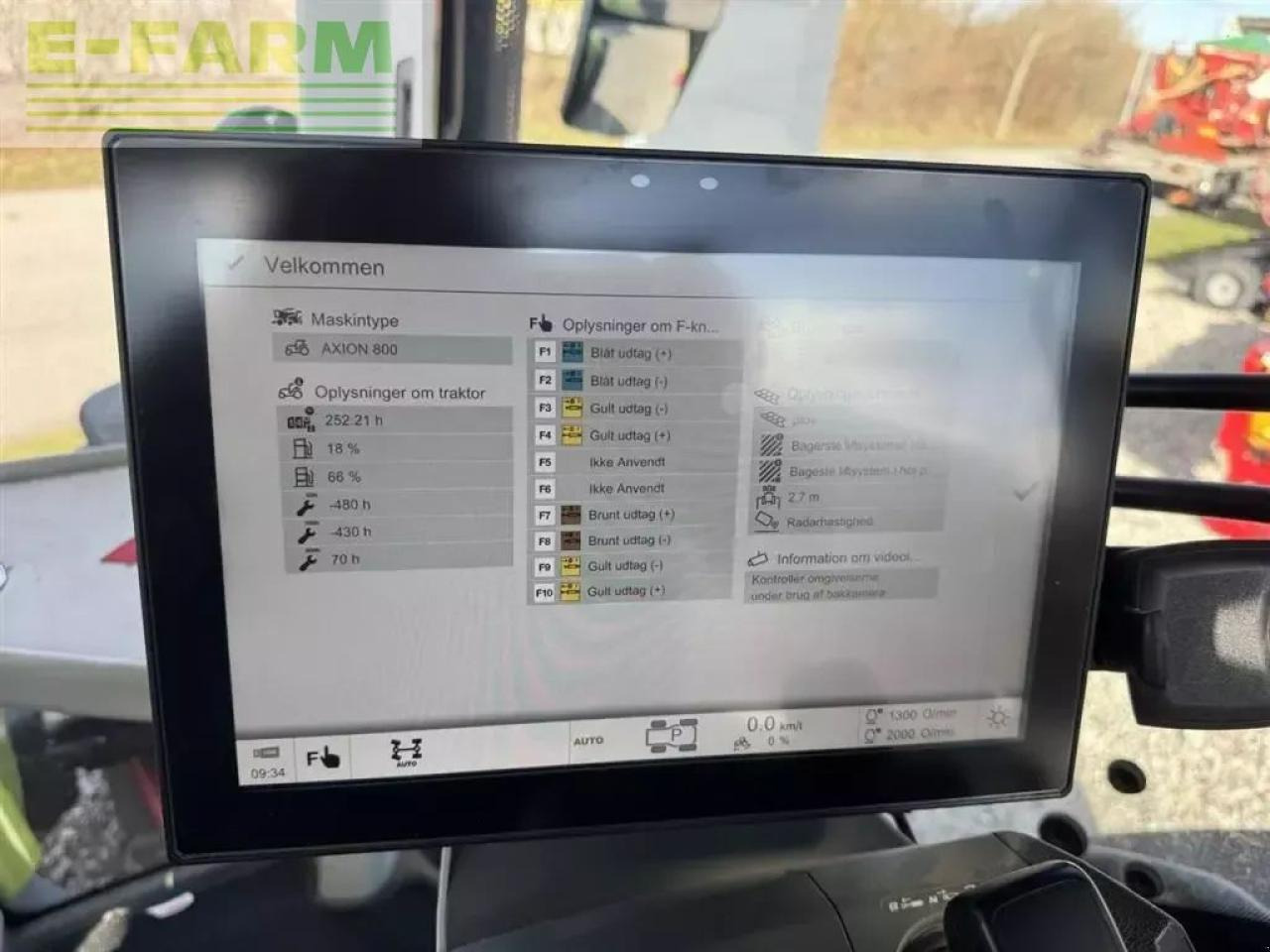 Tractor CLAAS axion 850 cmatic