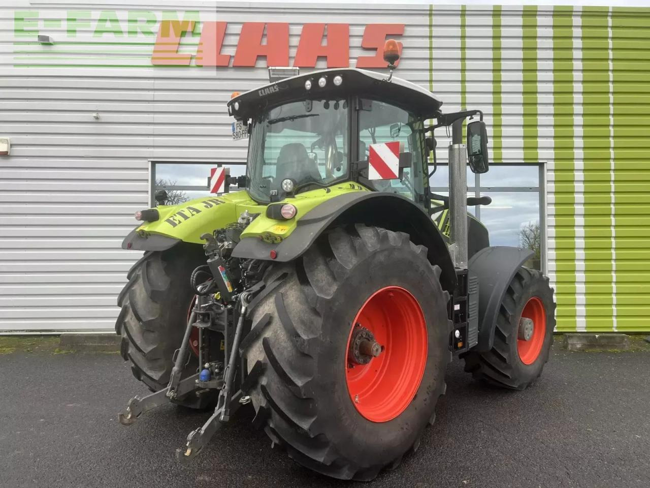 Tractor CLAAS axion 850 cmatic CMATIC