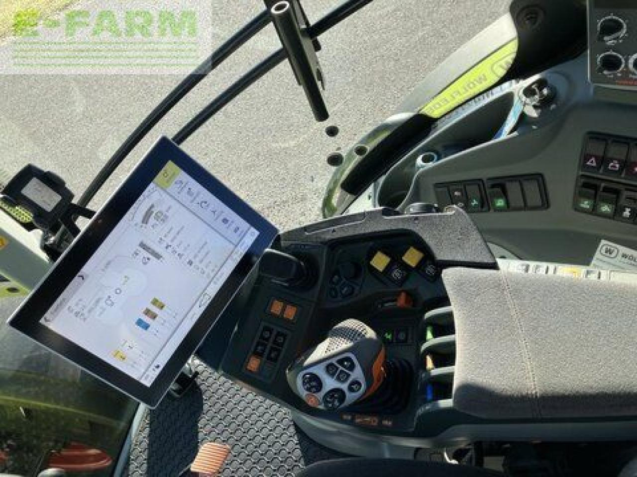 Tractor CLAAS axion 850 cmatic cebis CMATIC CEBIS