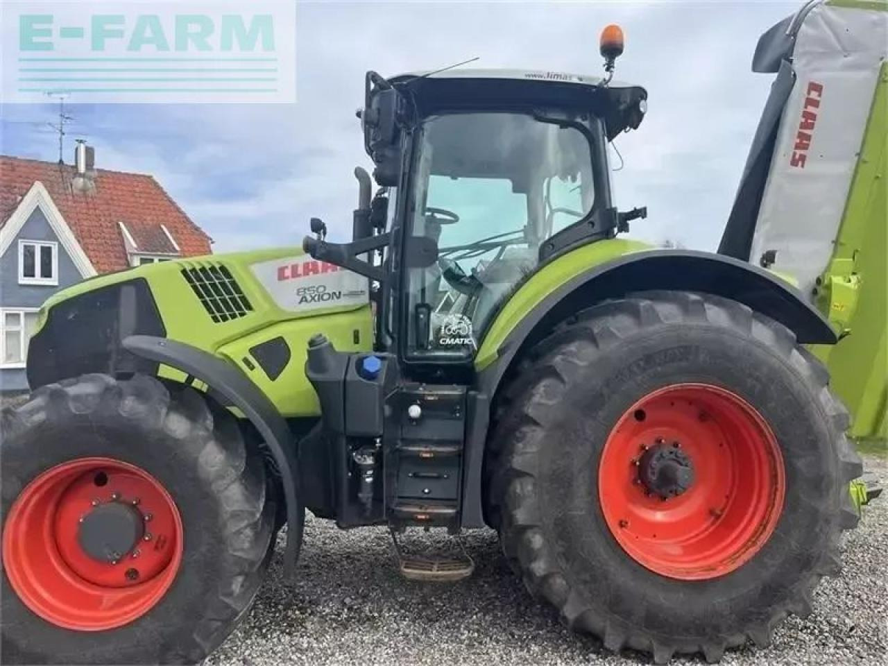 Tractor CLAAS axion 850 cmatic nye dæk CMATIC