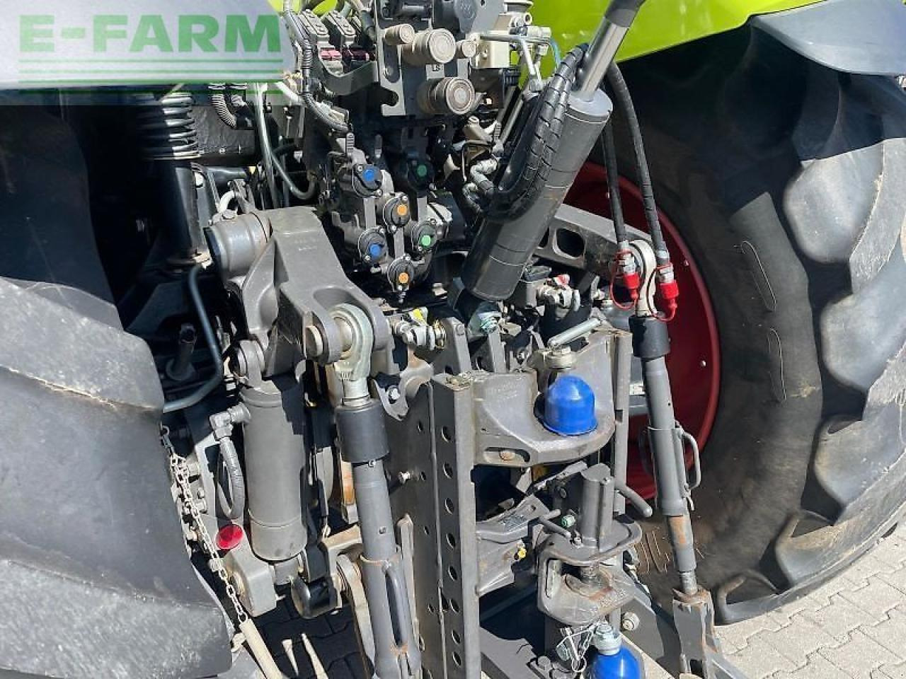 Tractor CLAAS axion 850 cmatic - stage v ci CMATIC