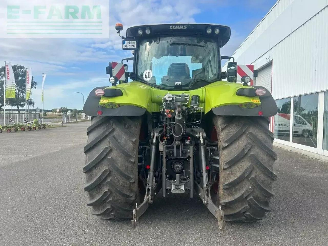 Tractor CLAAS axion 870
