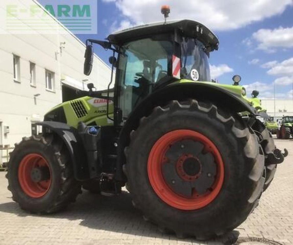 Tractor CLAAS axion 870