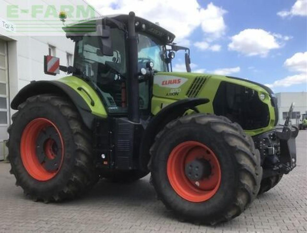 Tractor CLAAS axion 870