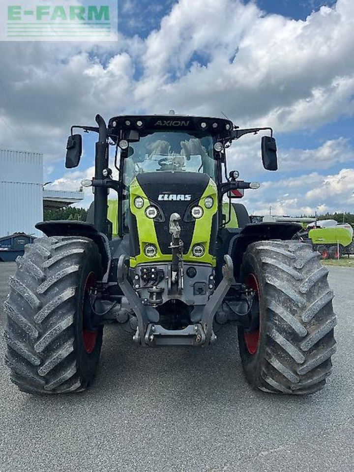 Tractor CLAAS axion 870