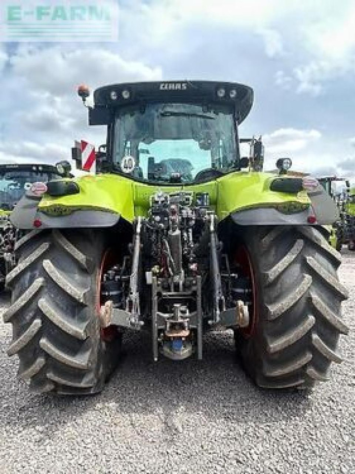 Tractor CLAAS axion 870