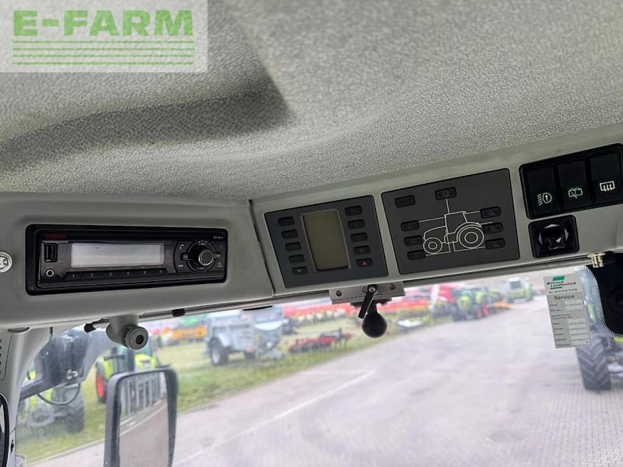 Tractor CLAAS axion 870