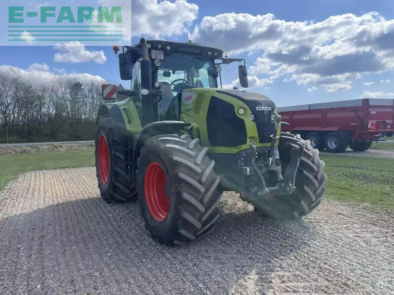 Tractor CLAAS axion 870