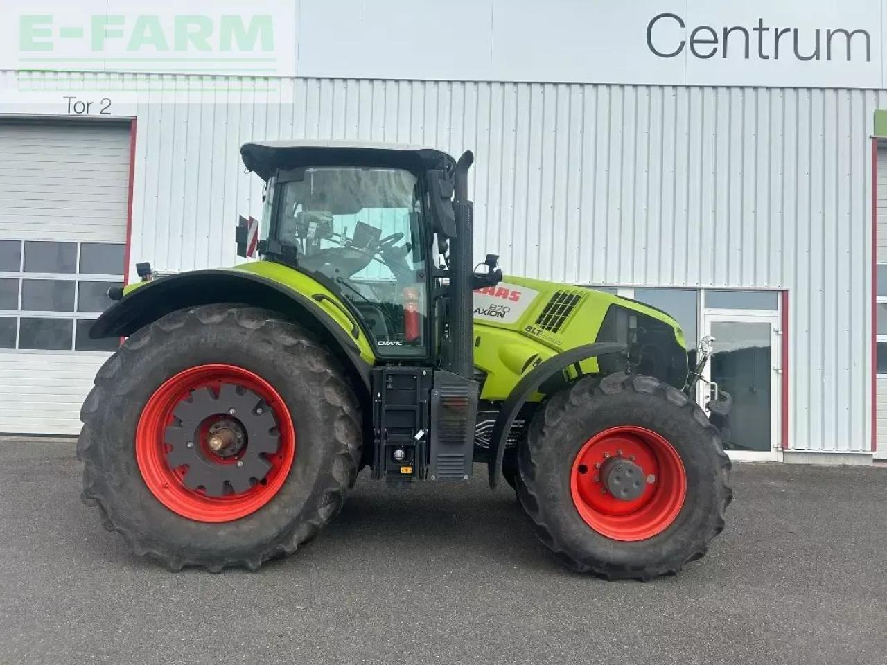 Tractor CLAAS axion 870