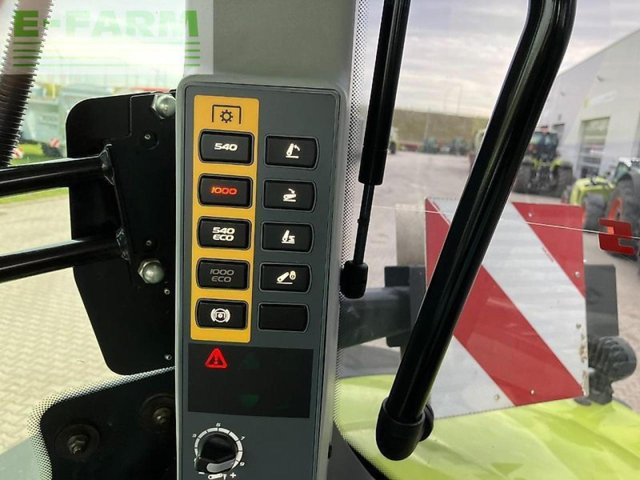 Tractor CLAAS axion 870