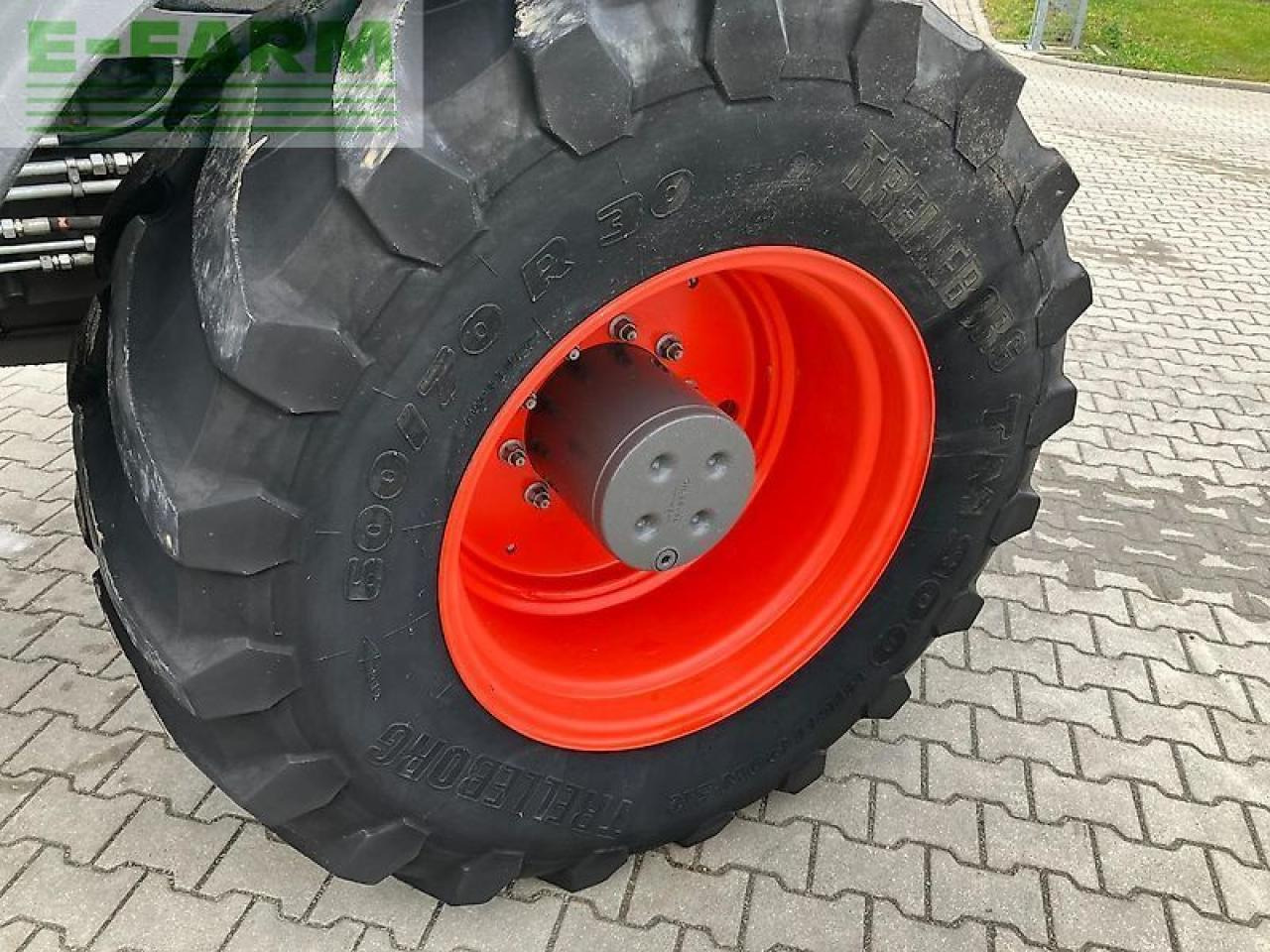 Tractor CLAAS axion 870