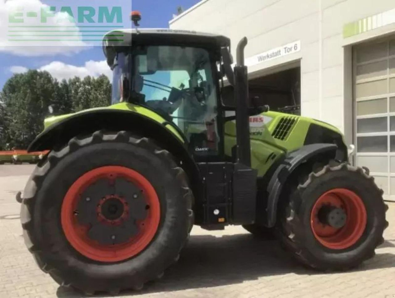 Tractor CLAAS axion 870