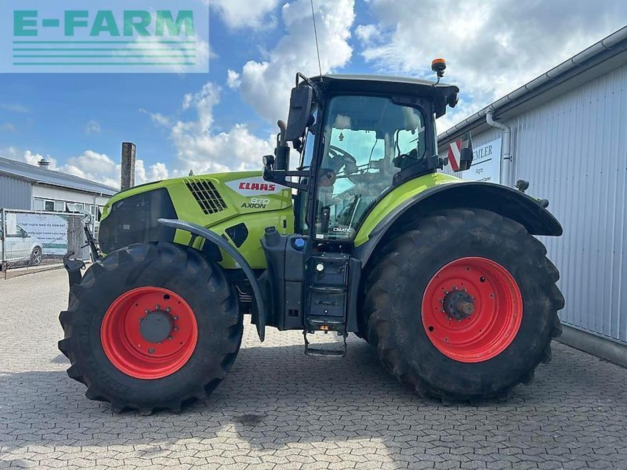 Tractor CLAAS axion 870