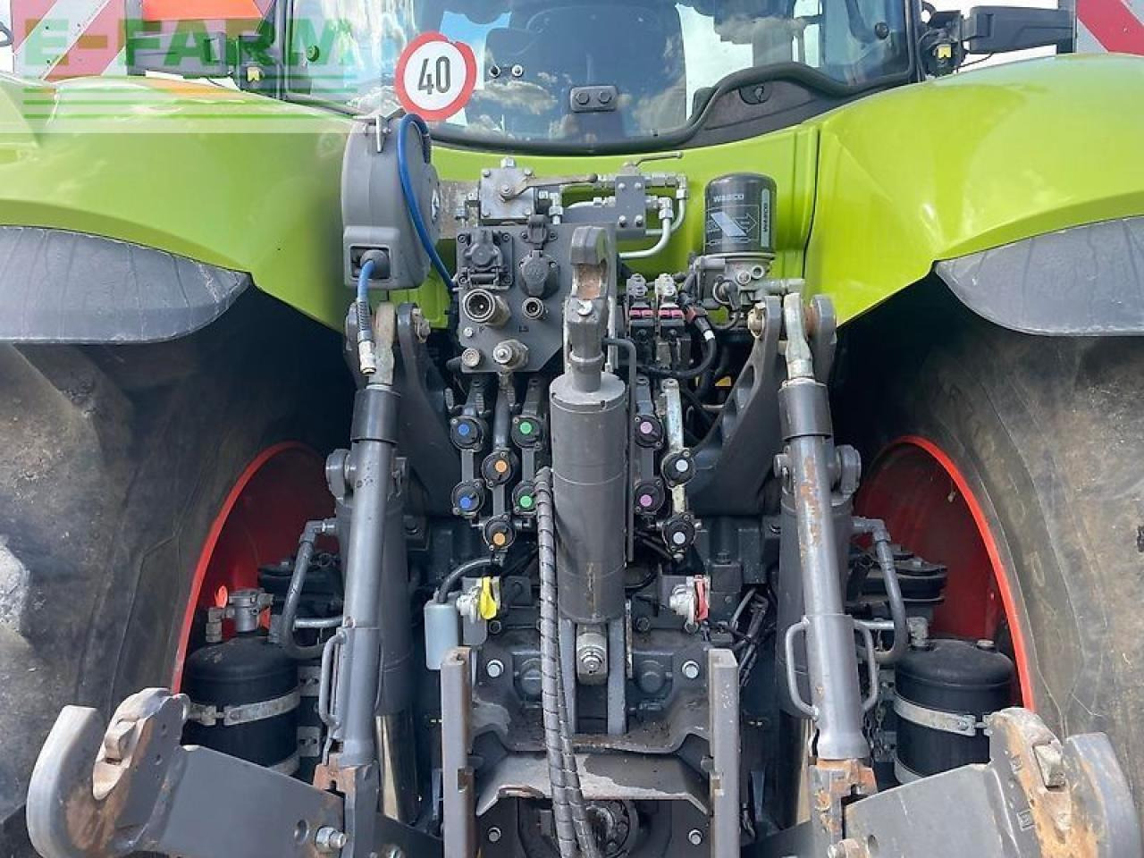 Tractor CLAAS axion 870