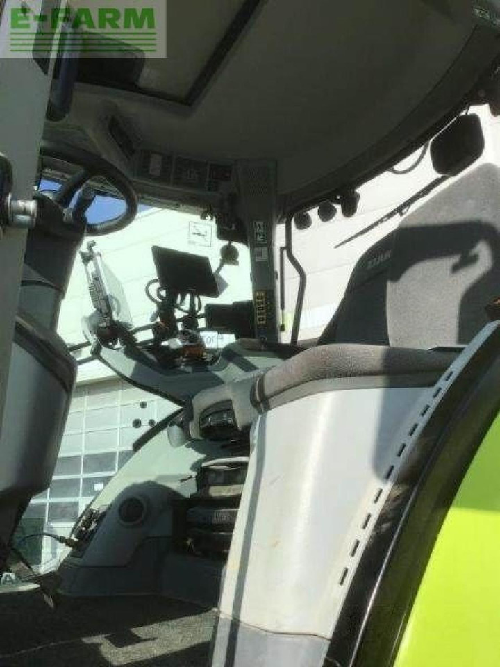 Tractor CLAAS axion 870