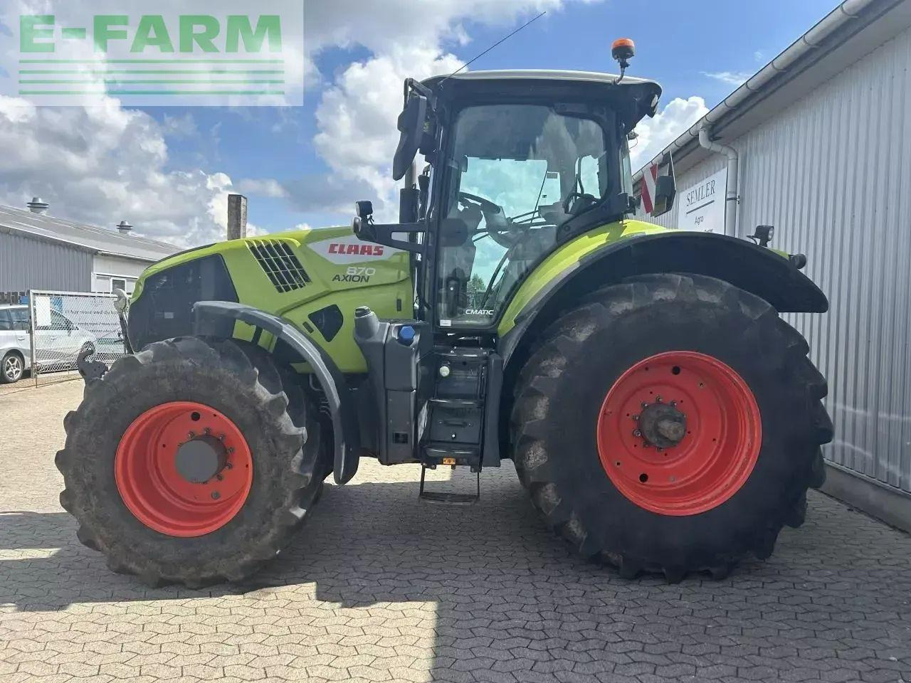 Tractor CLAAS axion 870