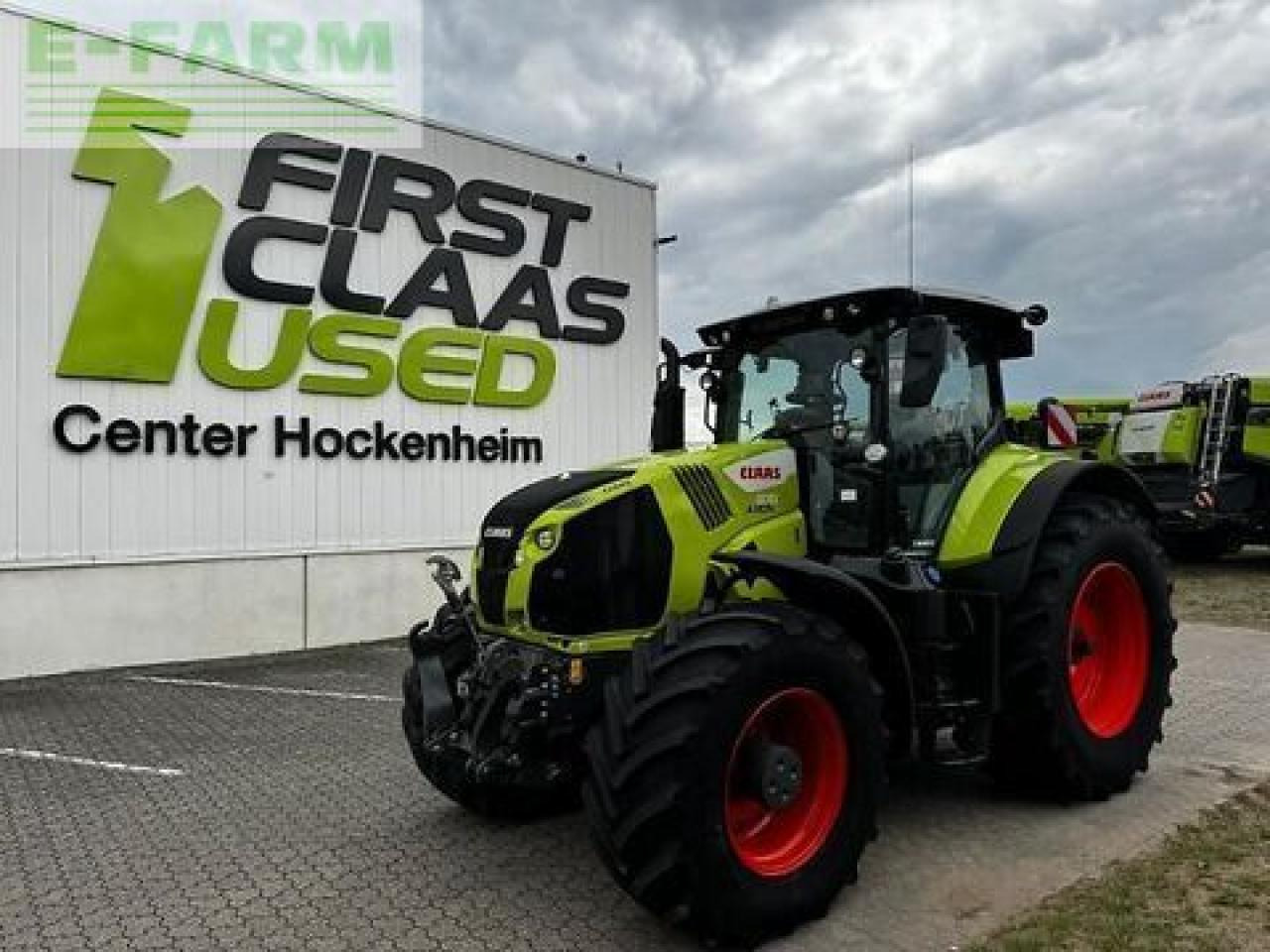 Tractor CLAAS axion 870