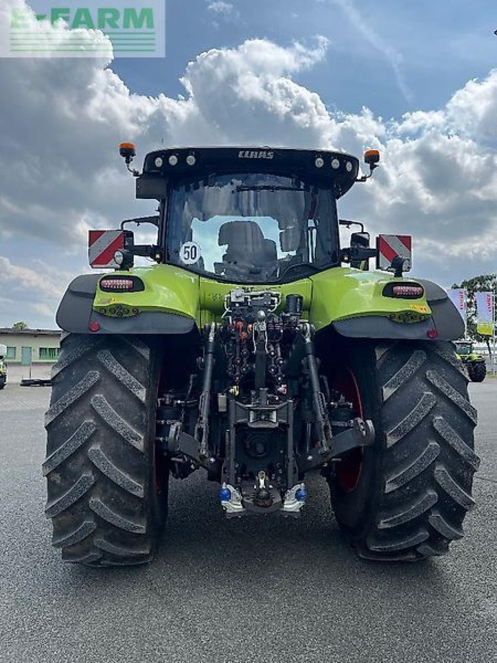 Tractor CLAAS axion 870