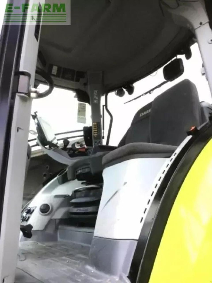 Tractor CLAAS axion 870