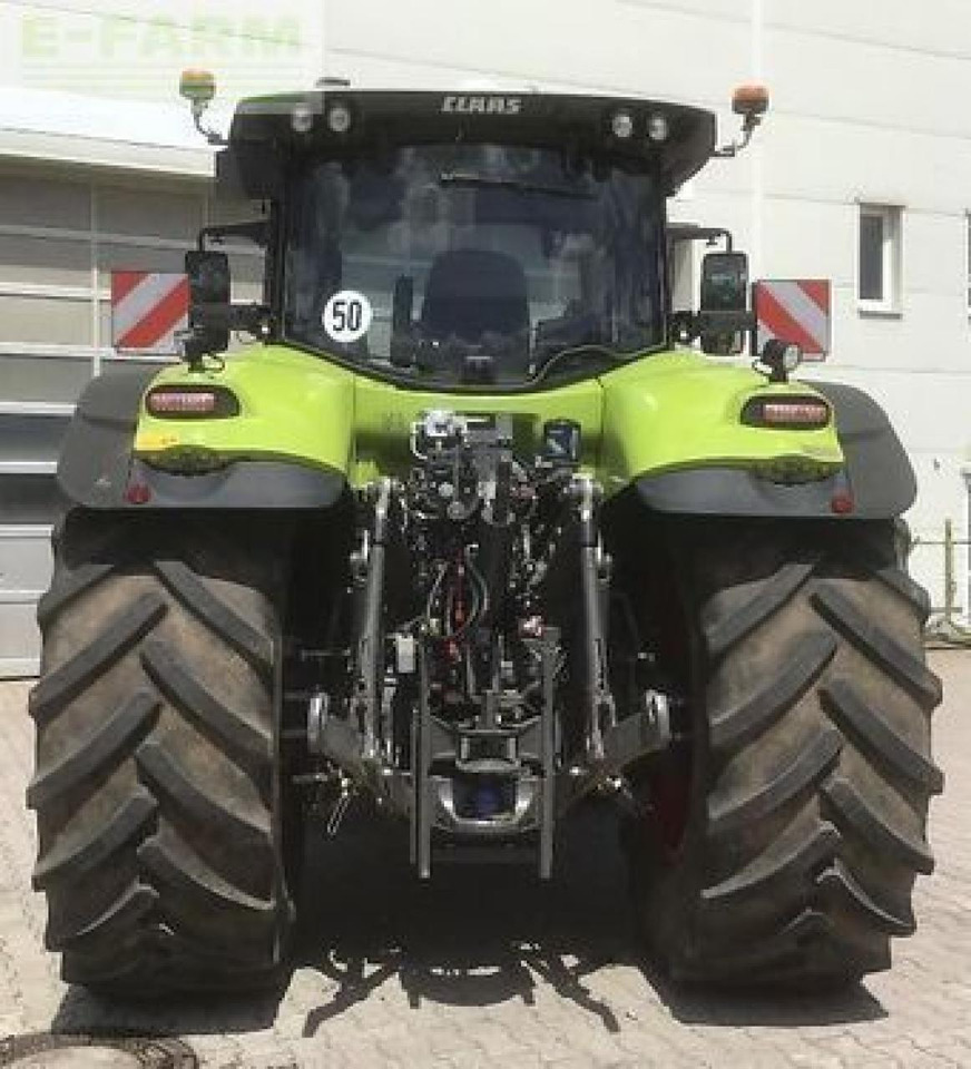 Tractor CLAAS axion 870