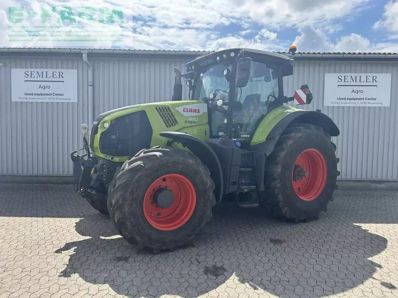 Tractor CLAAS axion 870