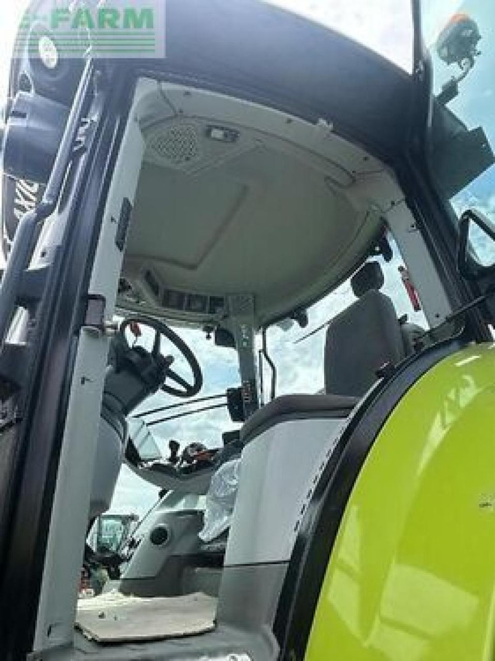 Tractor CLAAS axion 870