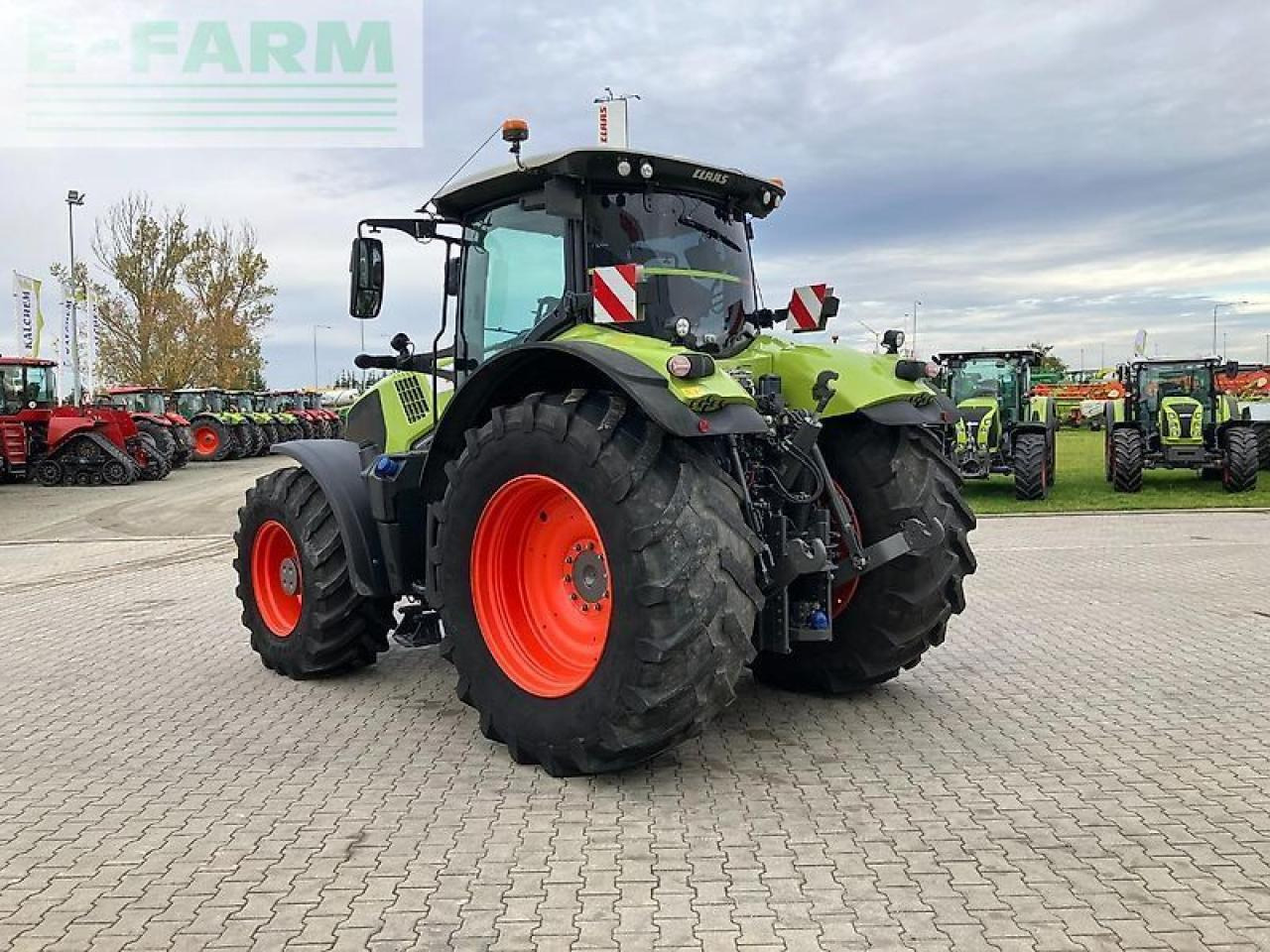 Tractor CLAAS axion 870