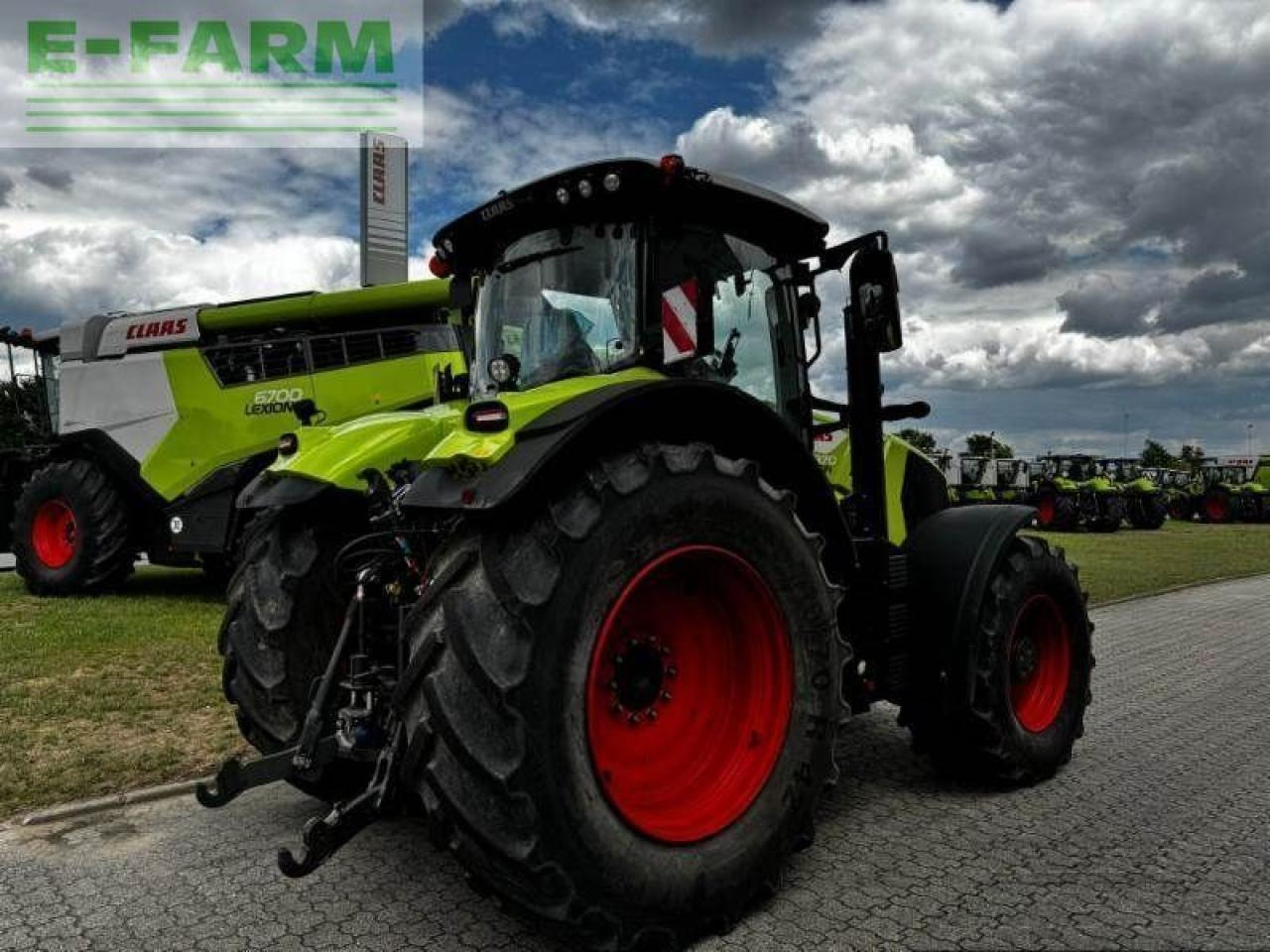 Tractor CLAAS axion 870