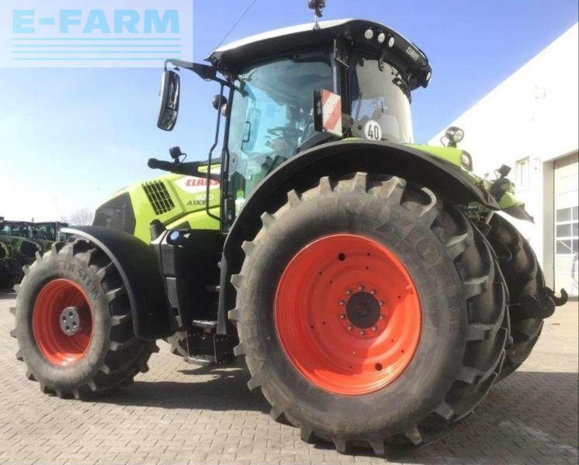 Tractor CLAAS axion 870