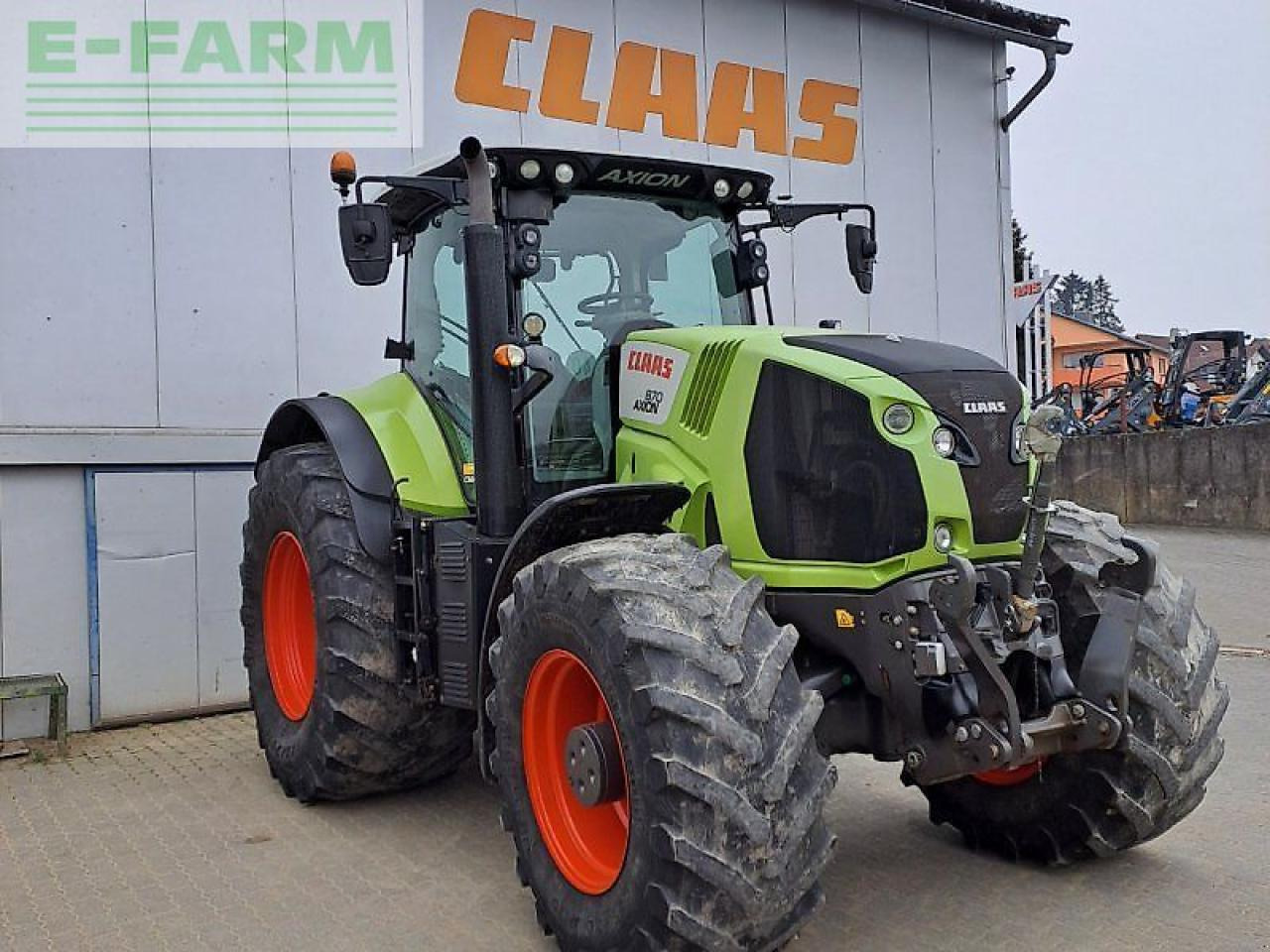 Tractor CLAAS axion 870 c-matic CMATIC