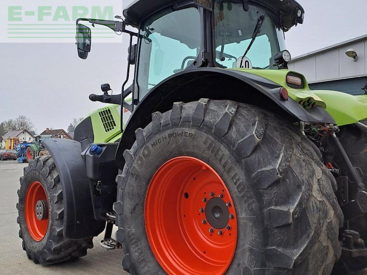 Tractor CLAAS axion 870 c-matic CMATIC
