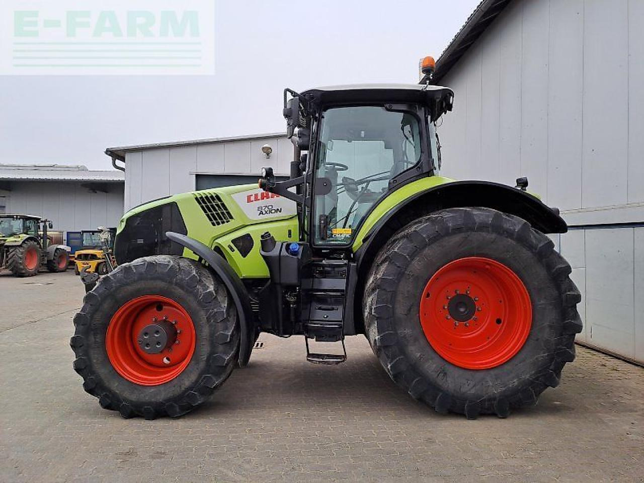 Tractor CLAAS axion 870 c-matic CMATIC