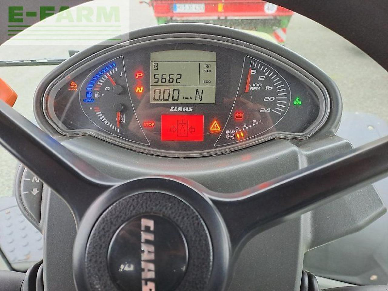 Tractor CLAAS axion 870 c-matic CMATIC