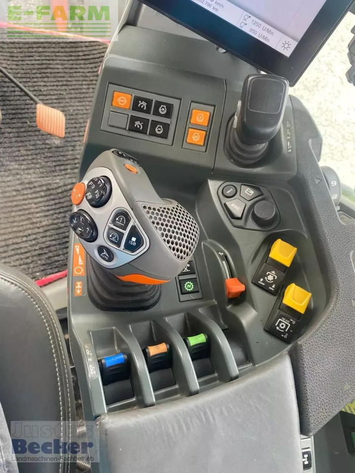 Tractor CLAAS axion 870 c-matic CMATIC