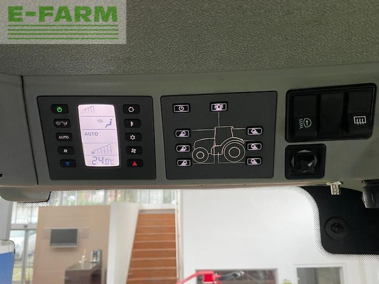 Tractor CLAAS axion 870 c-matic CMATIC
