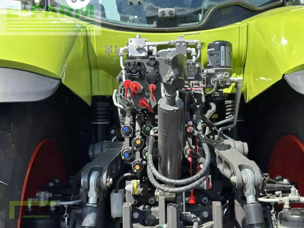 Tractor CLAAS axion 870 cebis cmatic CMATIC CEBIS