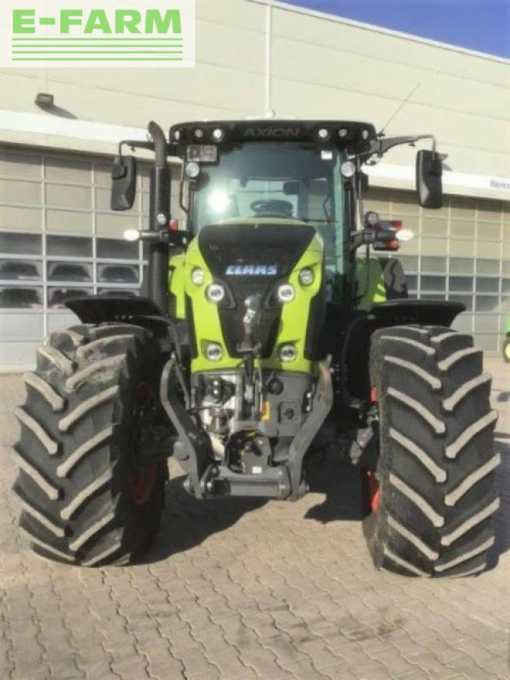 Tractor CLAAS axion 870 cmatic