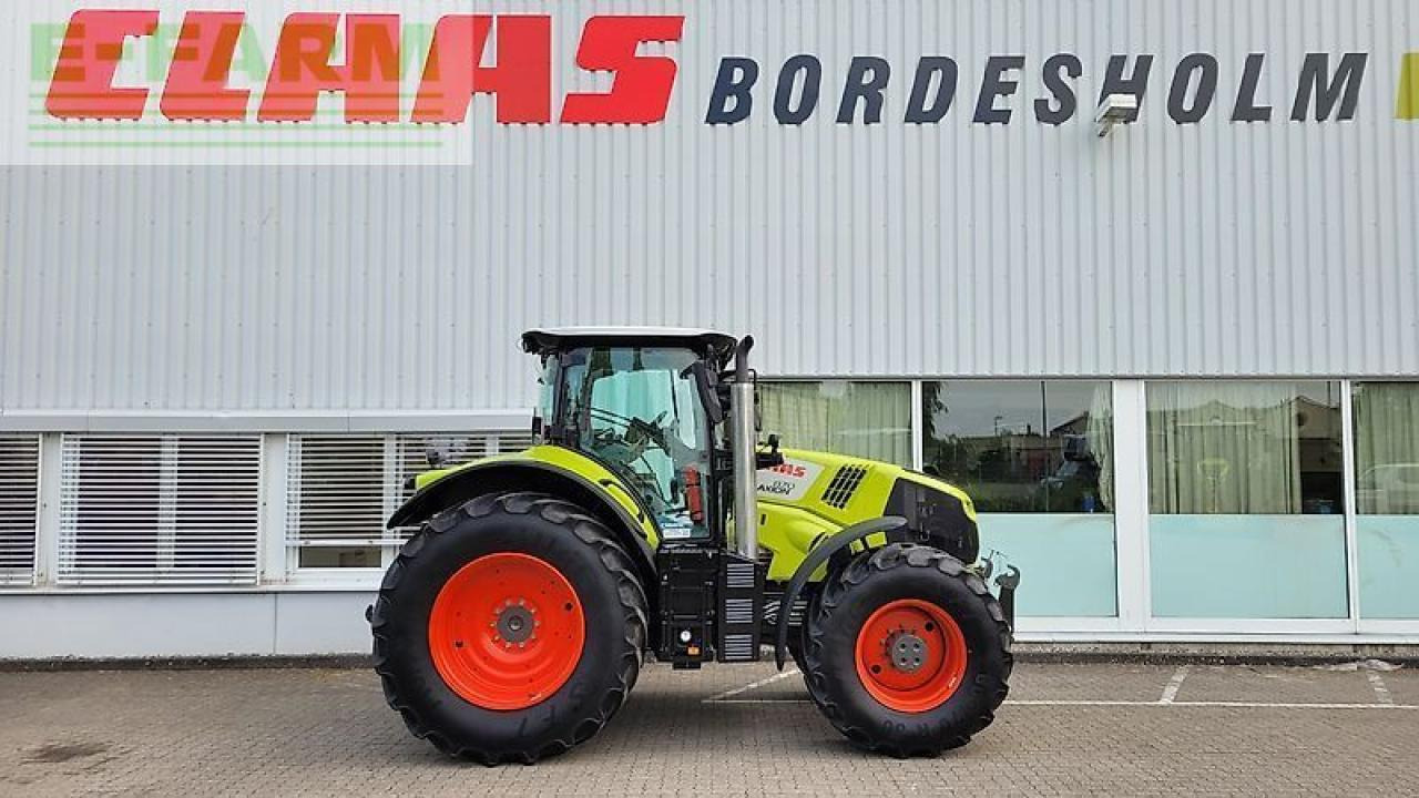 Tractor CLAAS axion 870 cmatic