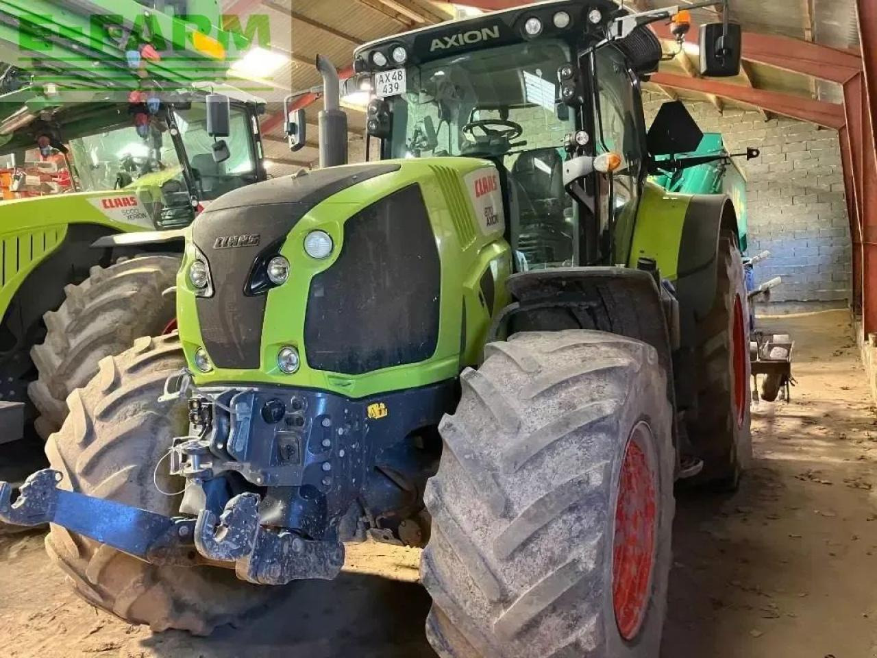 Tractor CLAAS axion 870 cmatic