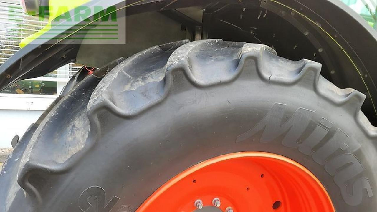 Tractor CLAAS axion 870 cmatic