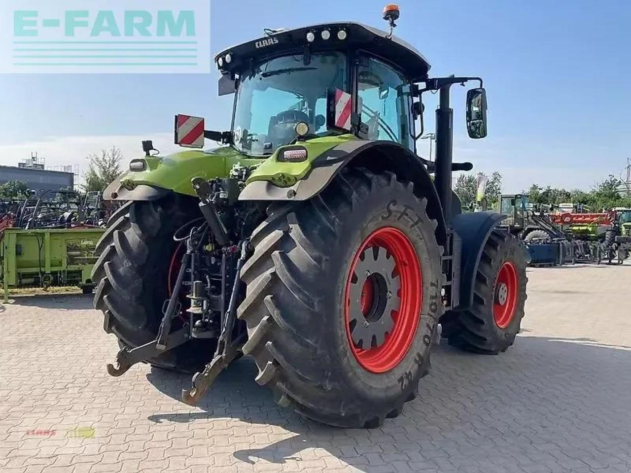 Tractor CLAAS axion 870 cmatic CMATIC