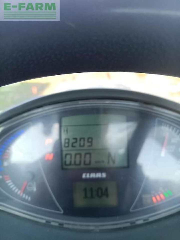 Tractor CLAAS axion 870 cmatic CMATIC