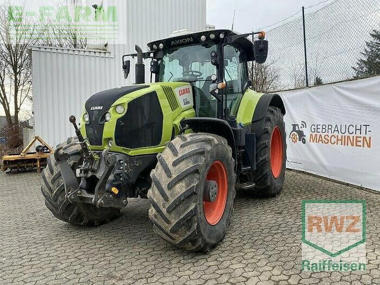 Tractor CLAAS axion 870 cmatic CMATIC