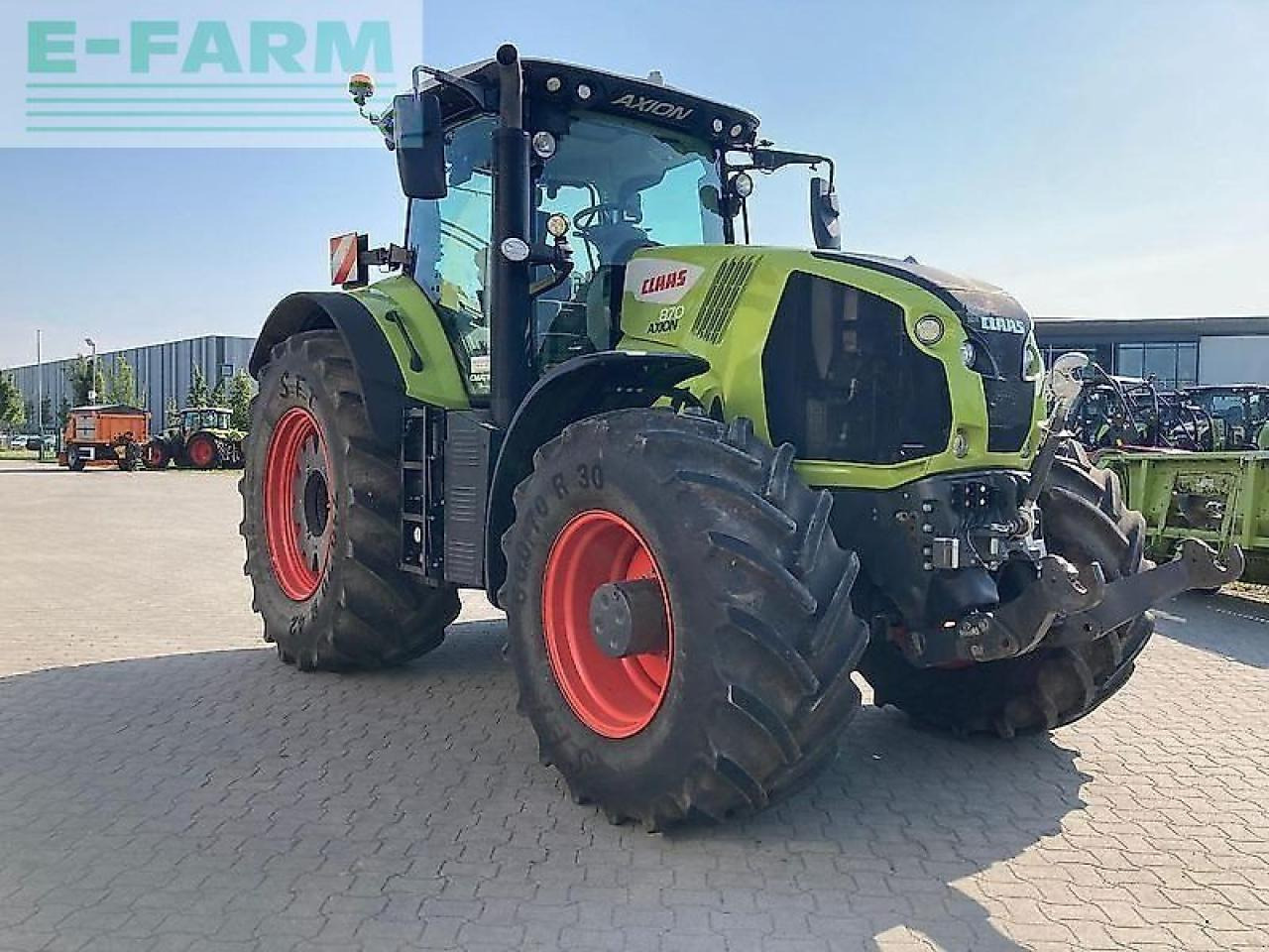 Tractor CLAAS axion 870 cmatic CMATIC
