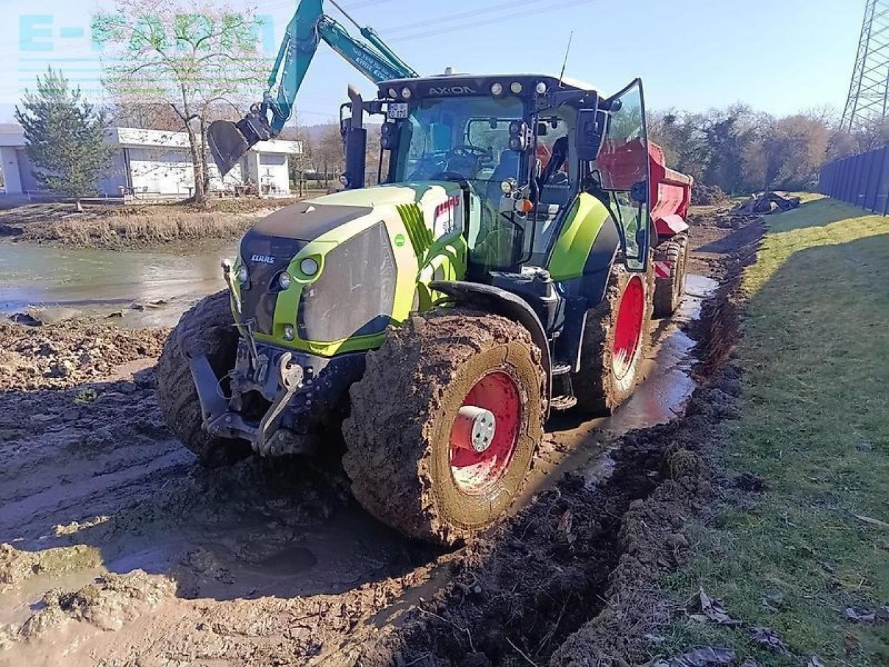 Tractor CLAAS axion 870 cmatic CMATIC