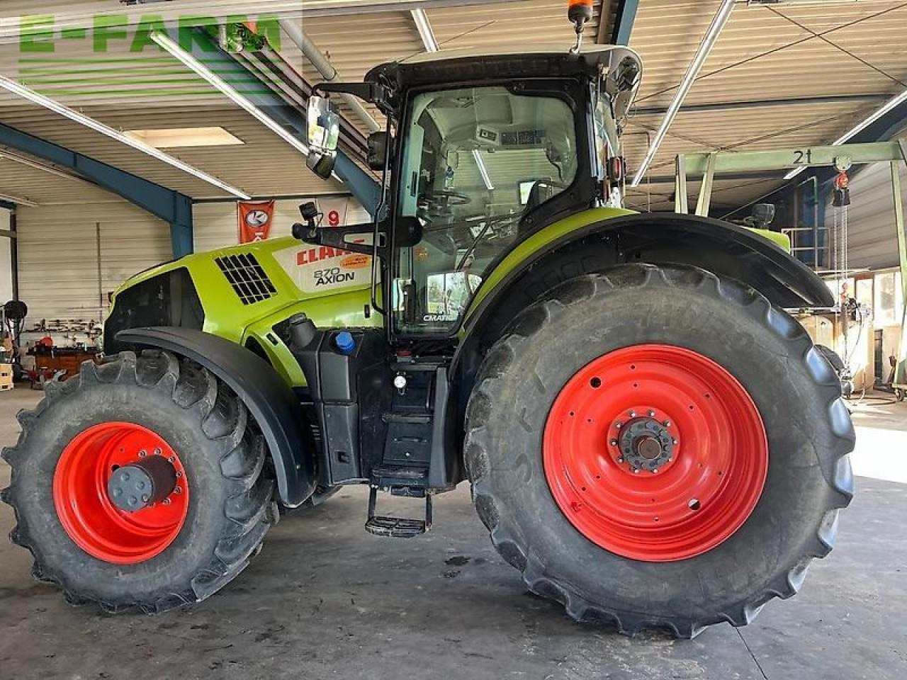 Tractor CLAAS axion 870 cmatic ceb CMATIC