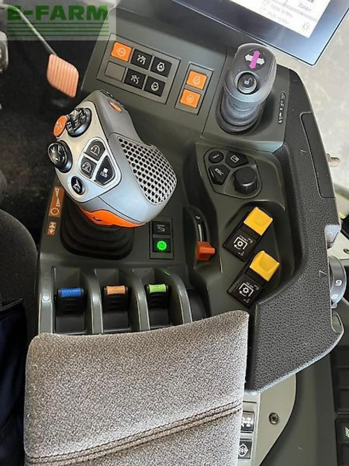 Tractor CLAAS axion 870 cmatic ceb CMATIC