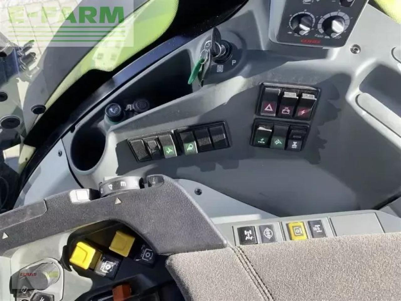 Tractor CLAAS axion 870 cmatic cebis CMATIC CEBIS