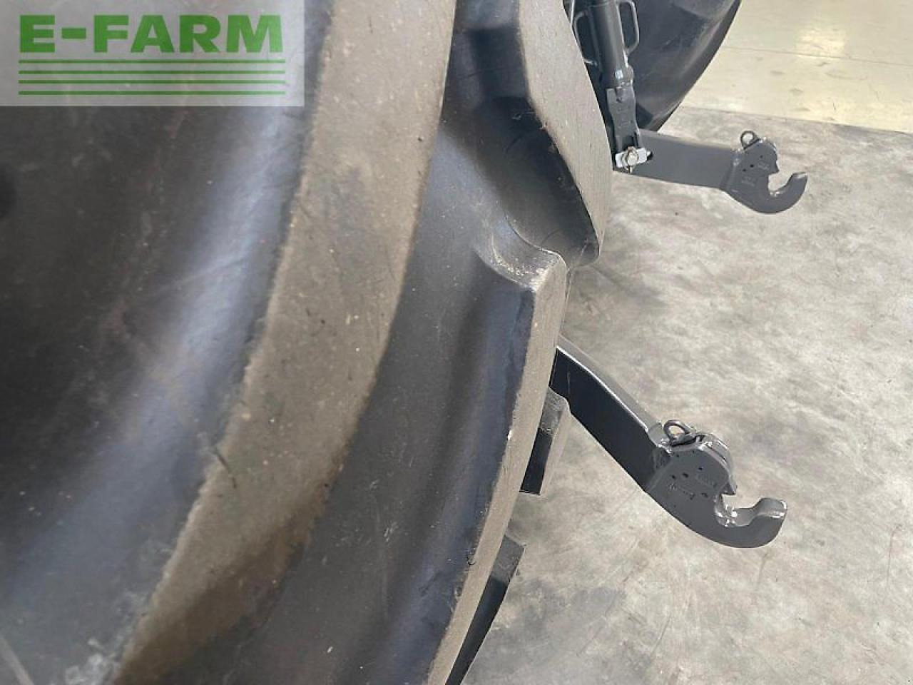 Tractor CLAAS axion 870 cmatic cebis CMATIC CEBIS